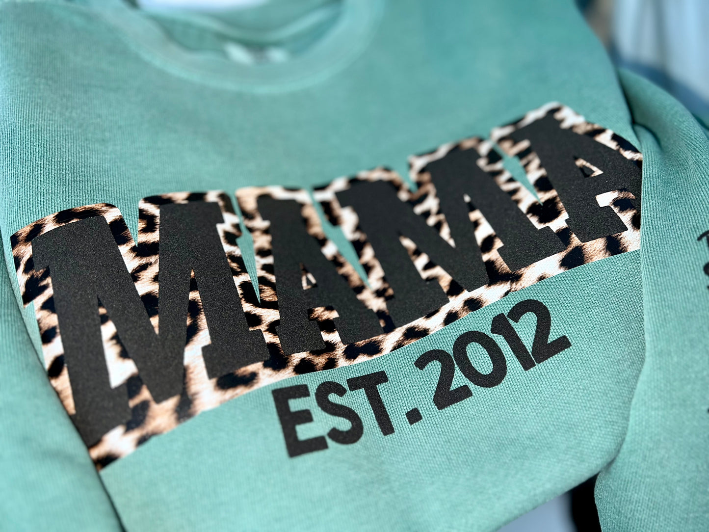 MAMA leopard HTV + black puff